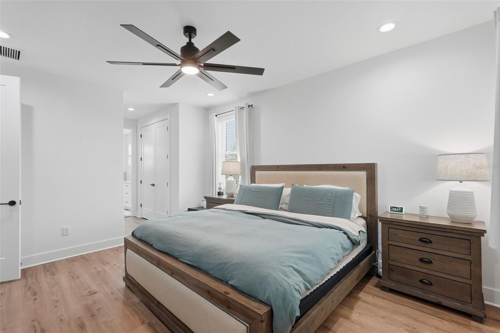 SHOREACRES CENTER - Residential