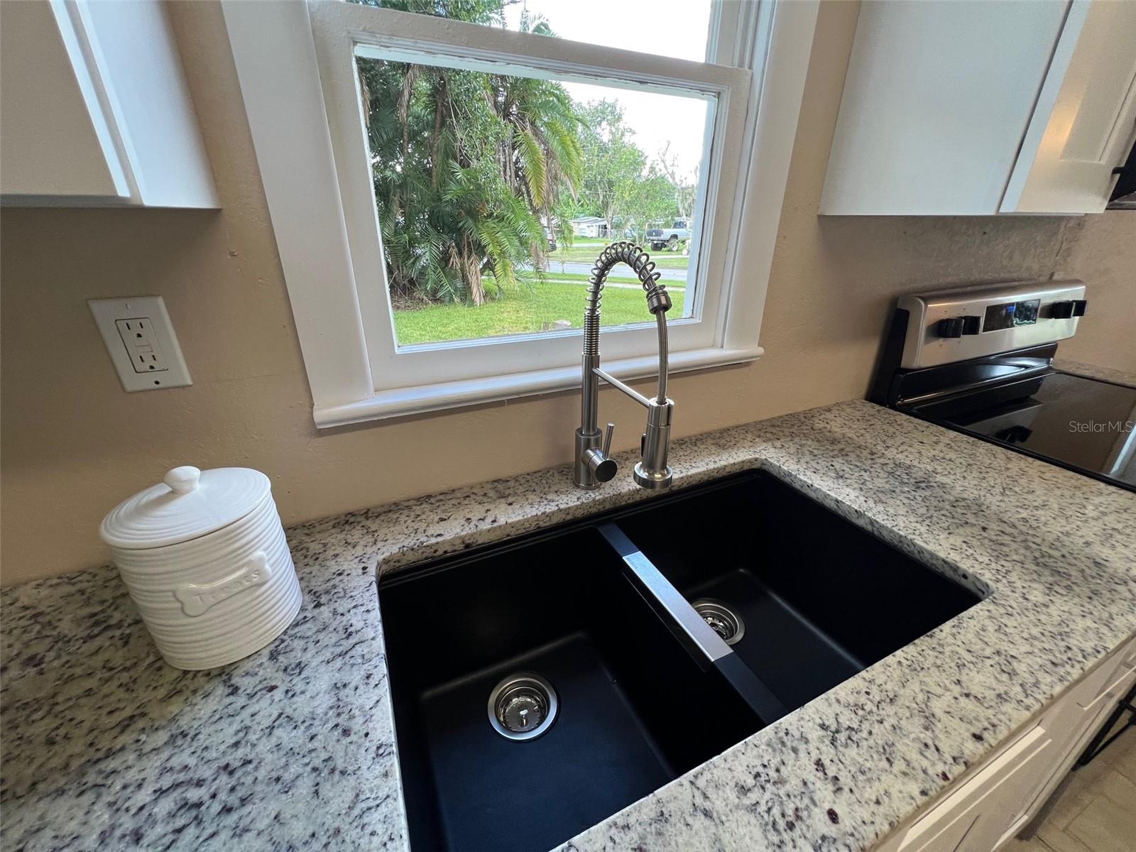 INWOOD - Residential