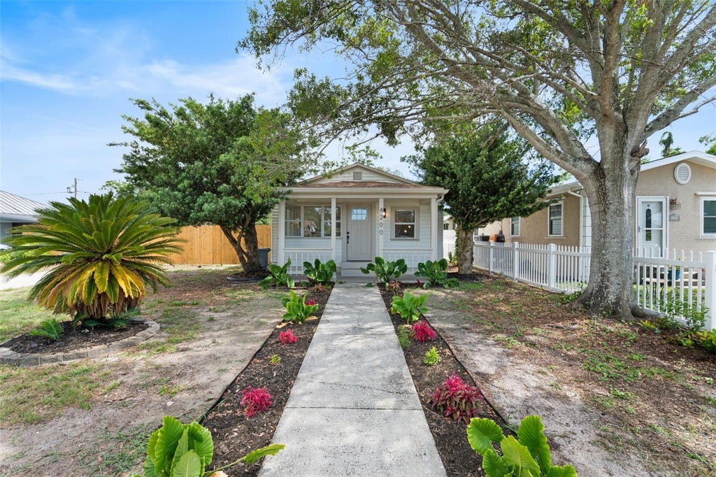 Photo of 4200 58th Avenue N, St Petersburg, FL 33714 (MLS # TB8519291)