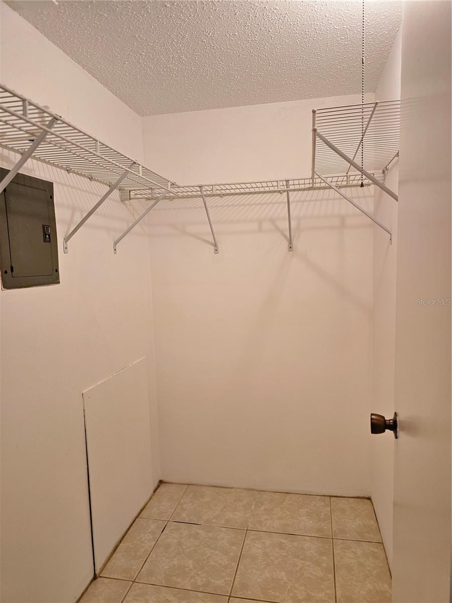 MISSION HILLS CONDO - Residential Lease