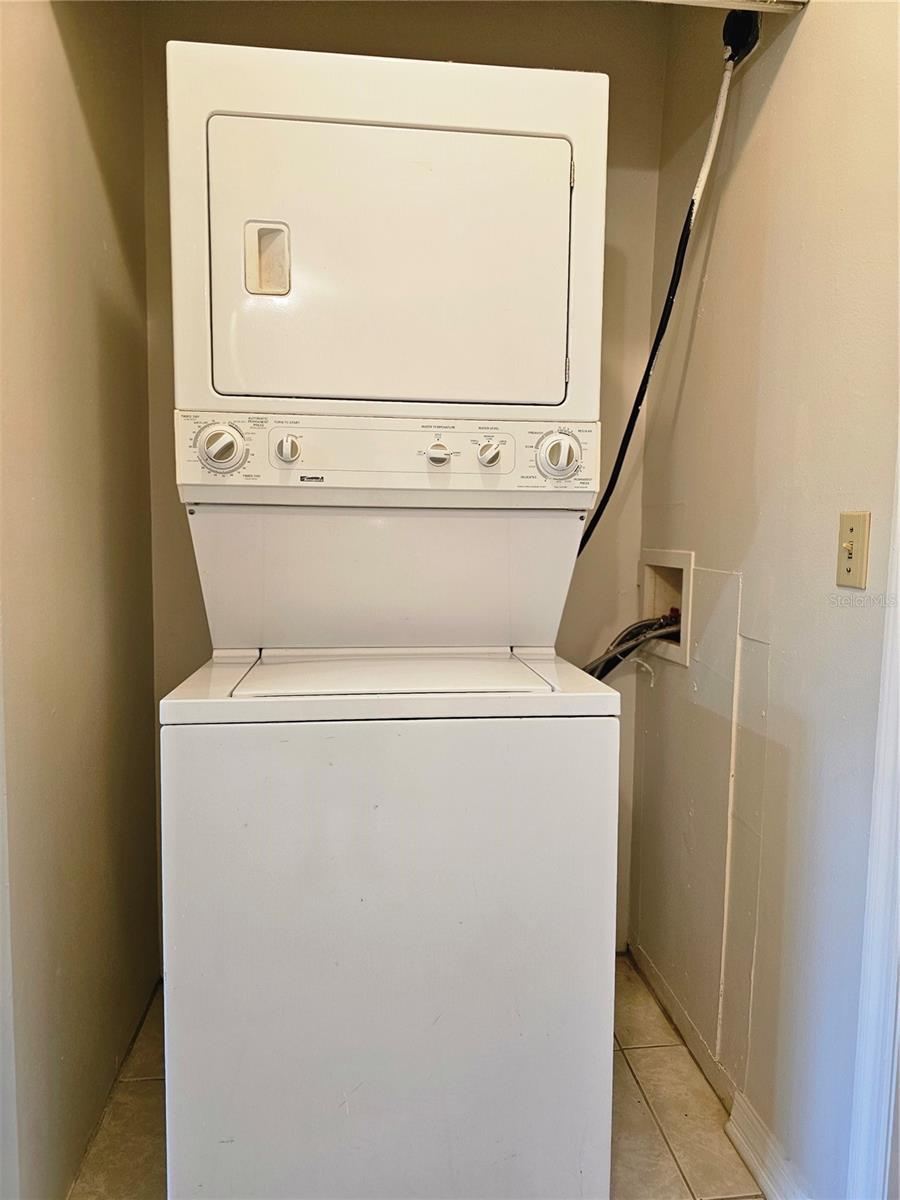 MISSION HILLS CONDO - Residential Lease