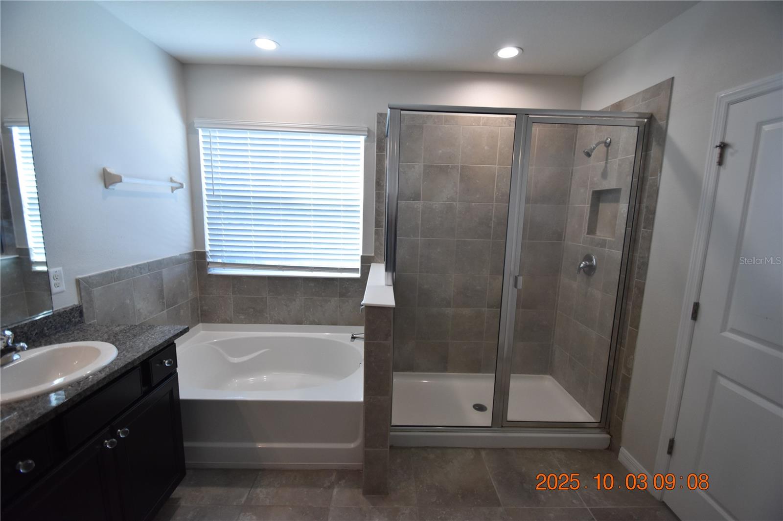 FOREST BROOKE PH 2A - Residential Lease