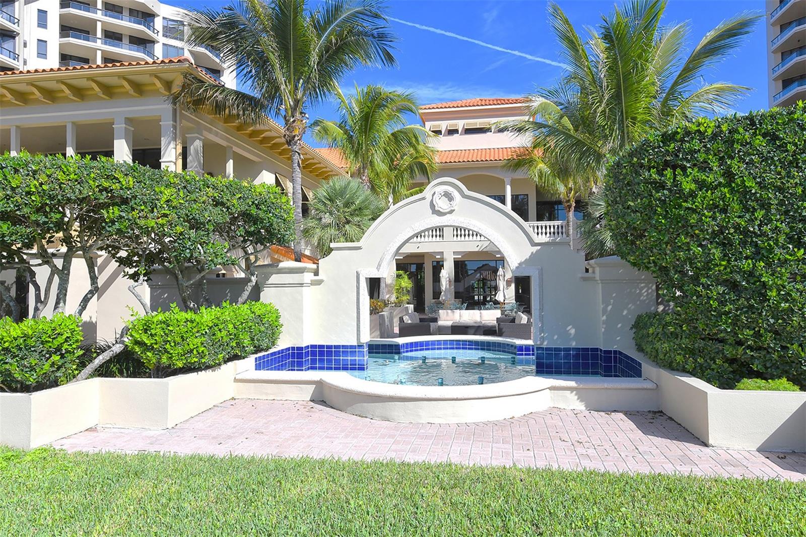 WATER CLUB 01 AT LONGBOAT KEY - Residential