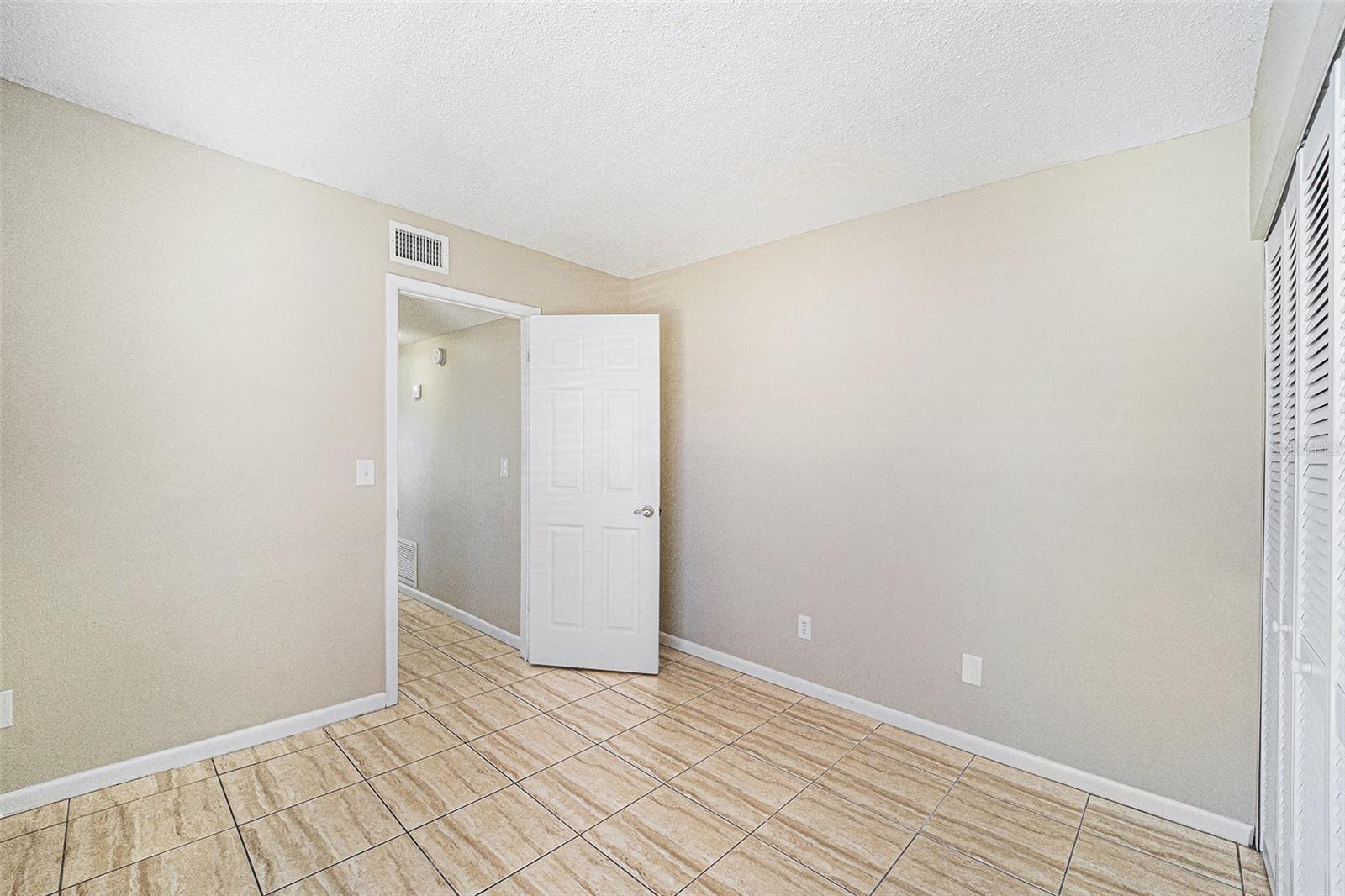 MILL POND VILLAGE - Residential Lease