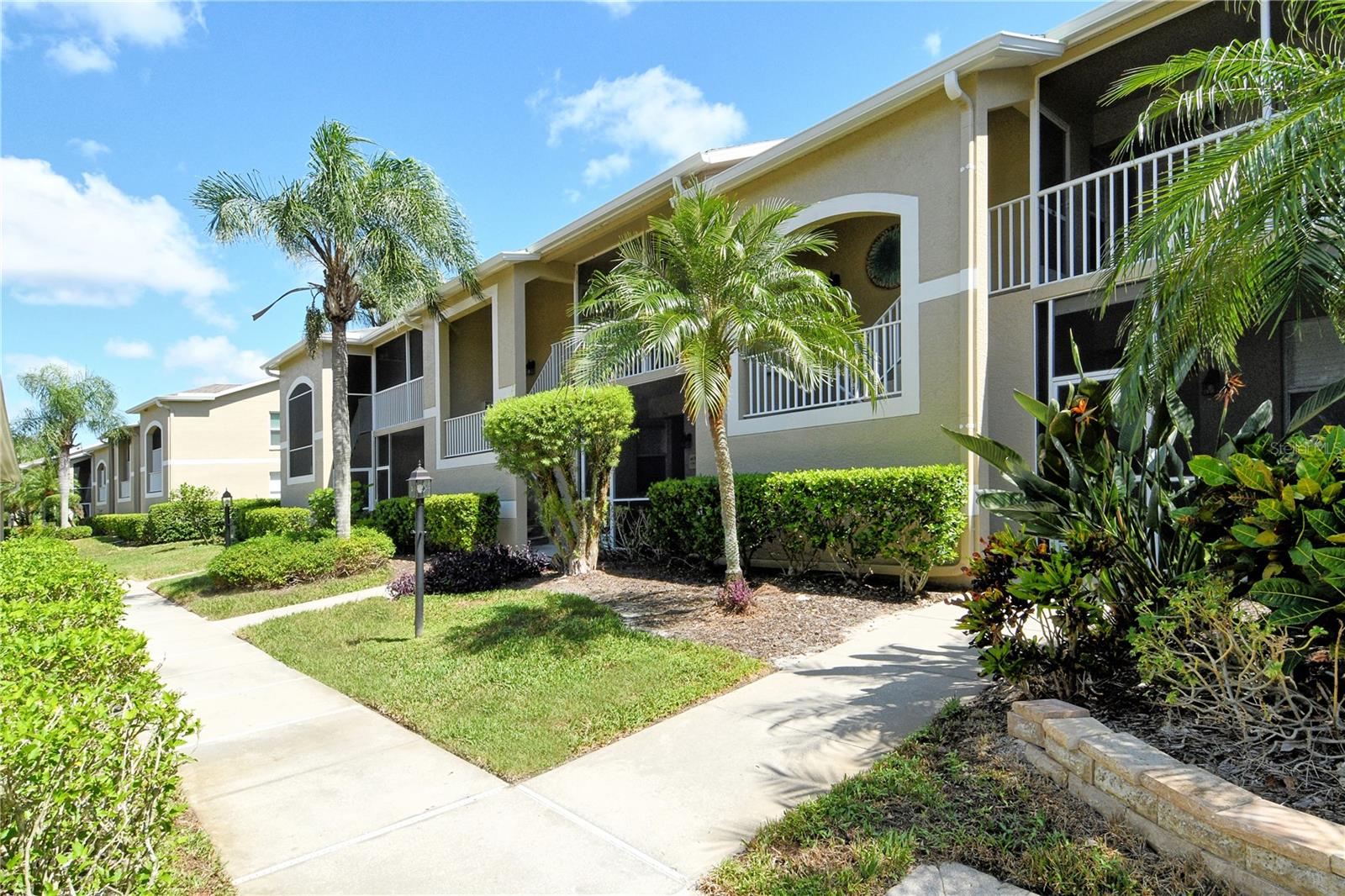 5221 MAHOGANY RUN AVENUE 211
