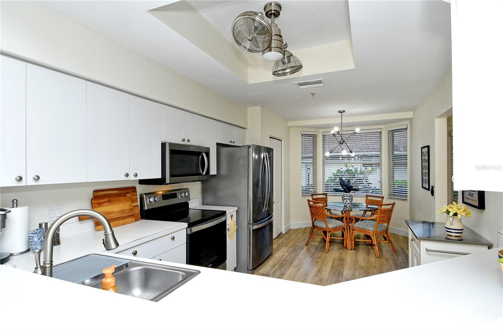 HERITAGE OAKS GOLF & COUNTRY CLUB - Residential