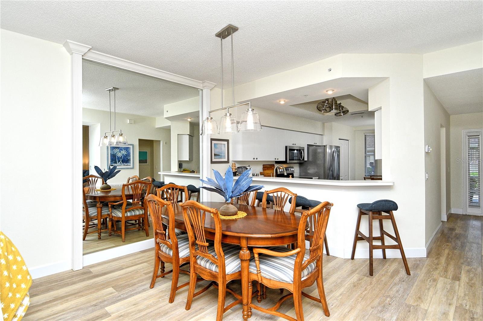 HERITAGE OAKS GOLF & COUNTRY CLUB - Residential