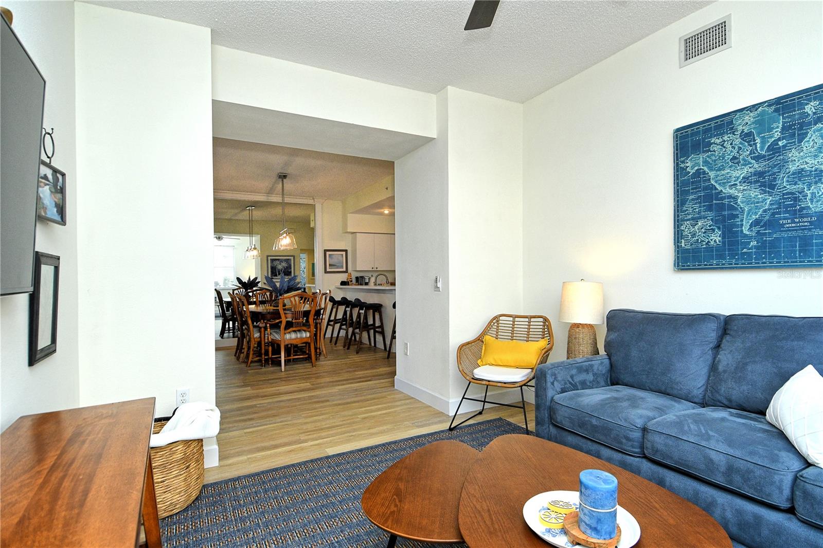 HERITAGE OAKS GOLF & COUNTRY CLUB - Residential