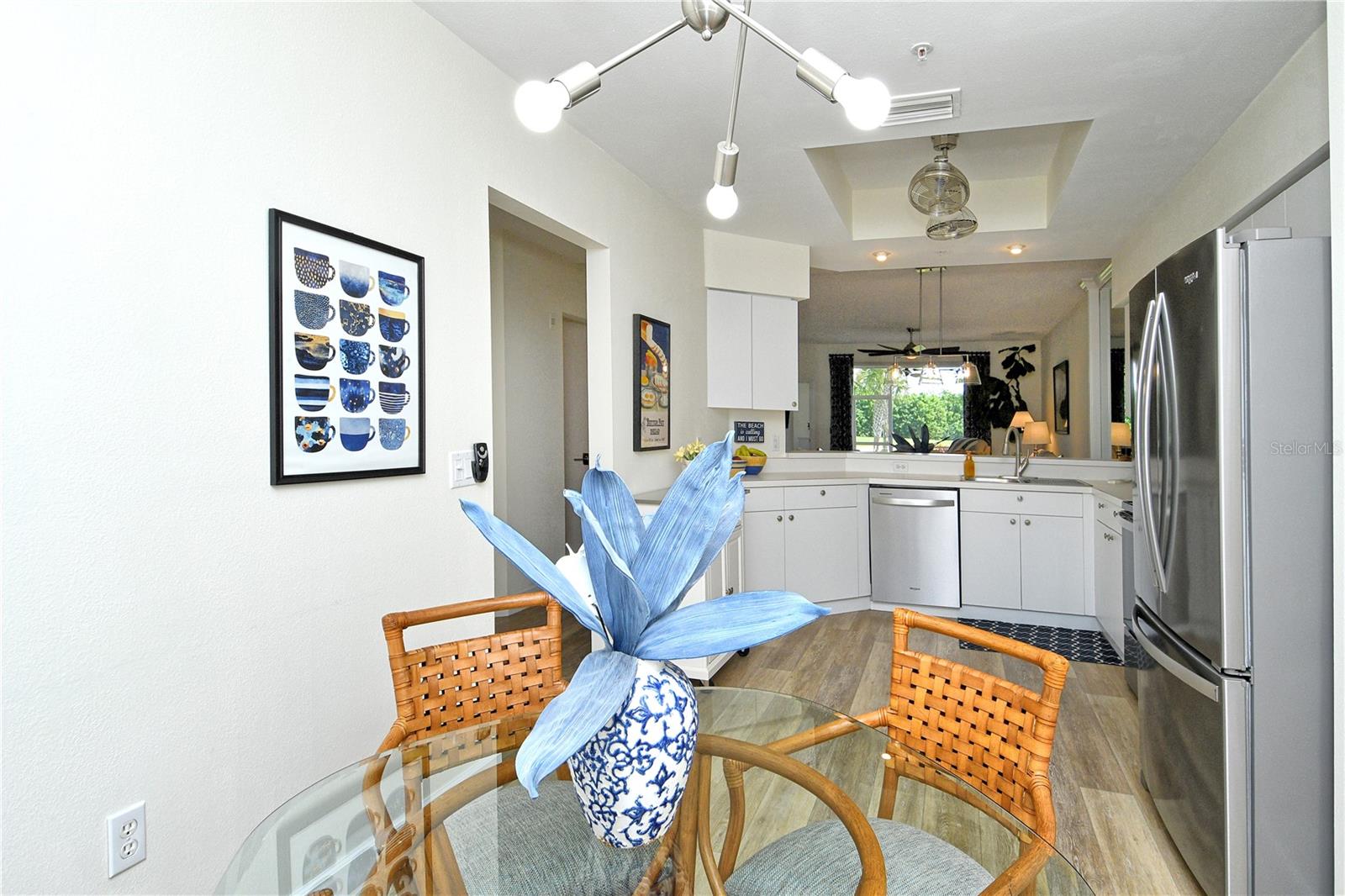 HERITAGE OAKS GOLF & COUNTRY CLUB - Residential