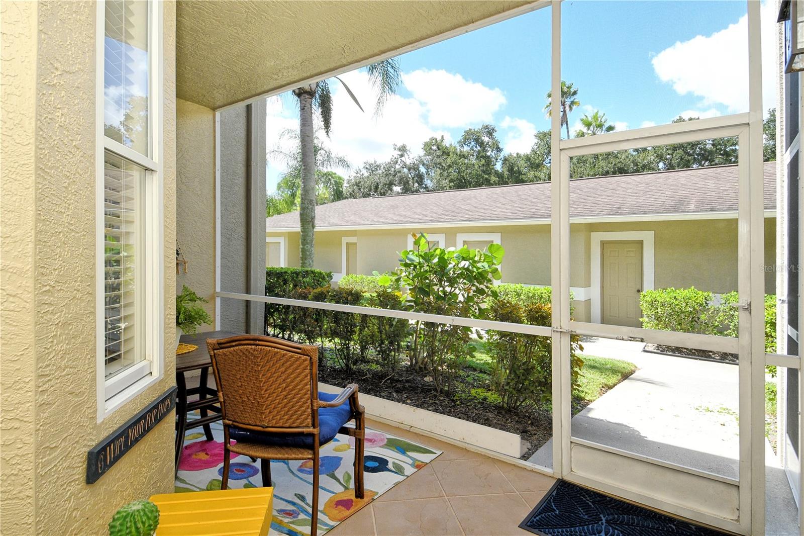 HERITAGE OAKS GOLF & COUNTRY CLUB - Residential