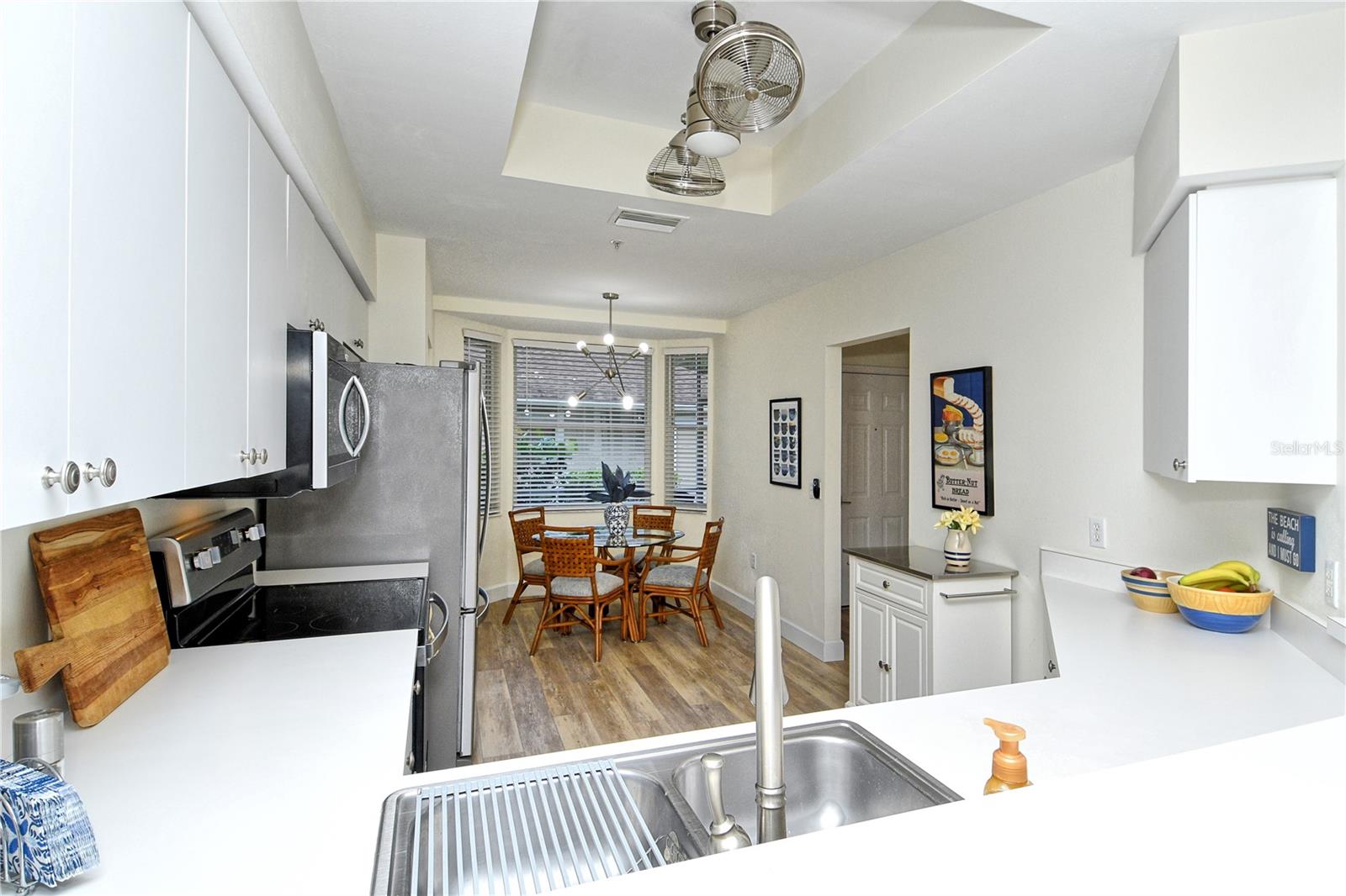 HERITAGE OAKS GOLF & COUNTRY CLUB - Residential