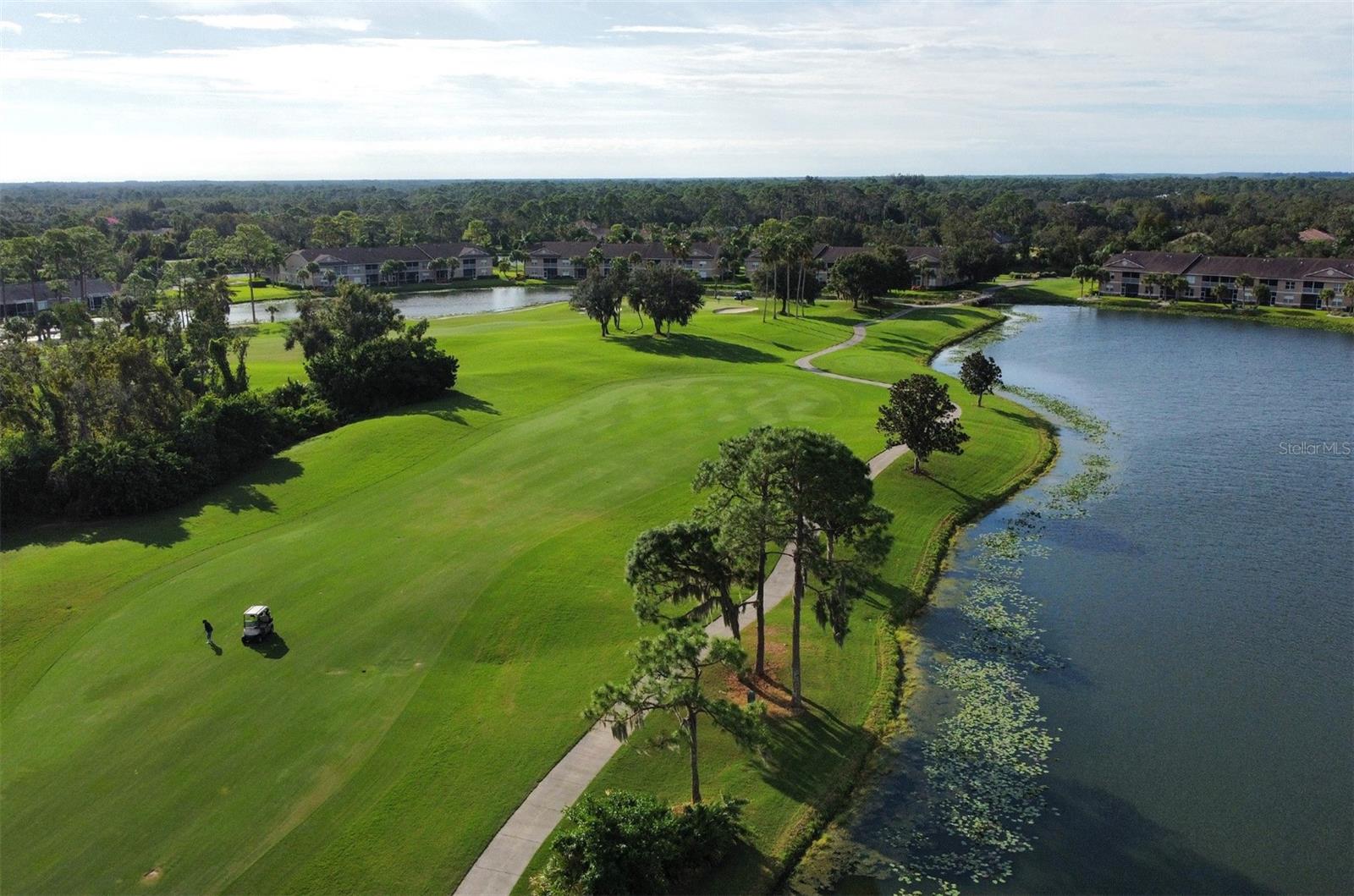 HERITAGE OAKS GOLF & COUNTRY CLUB - Residential