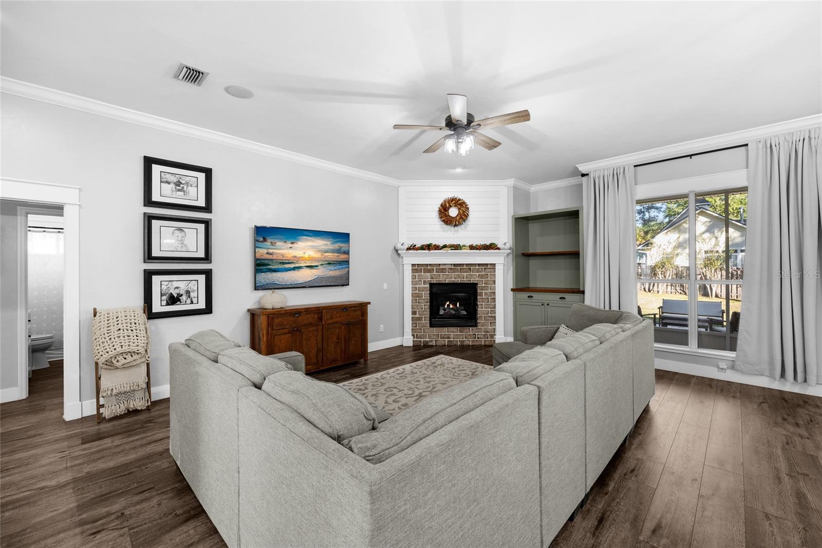 OAK GLEN PH I - Residential