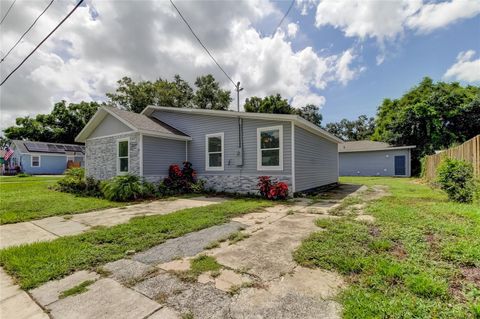 A home in LARGO