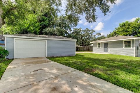 A home in LARGO