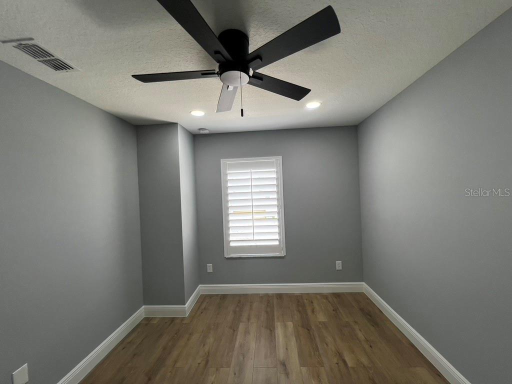 AVALON PARK NORTHWEST VILLAGE PH 02-4 - Residential Lease