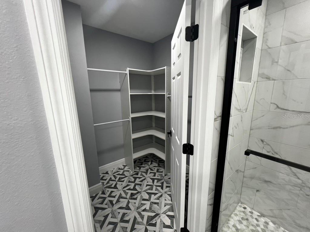 AVALON PARK NORTHWEST VILLAGE PH 02-4 - Residential Lease