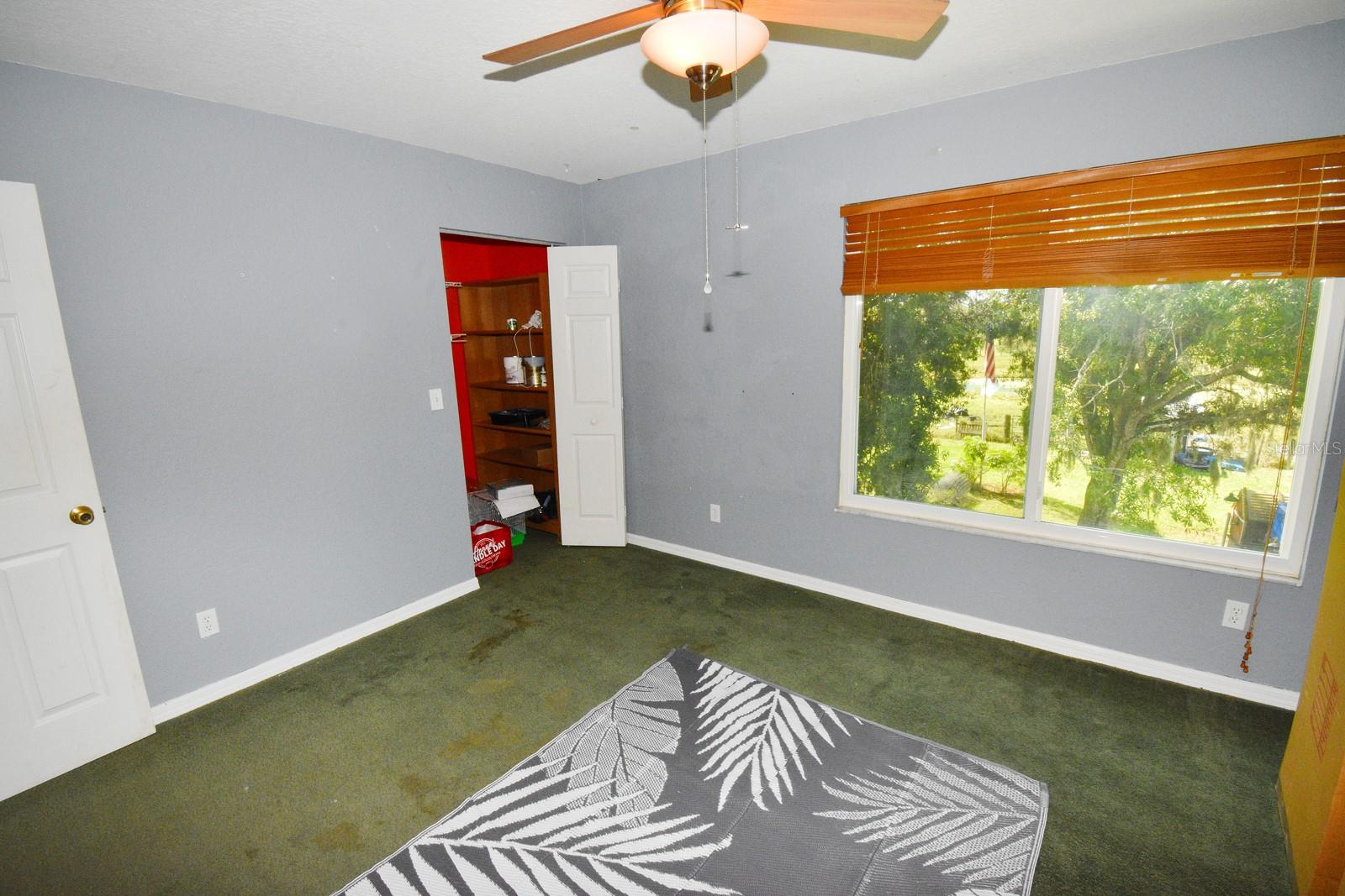 ACREAGE - Residential