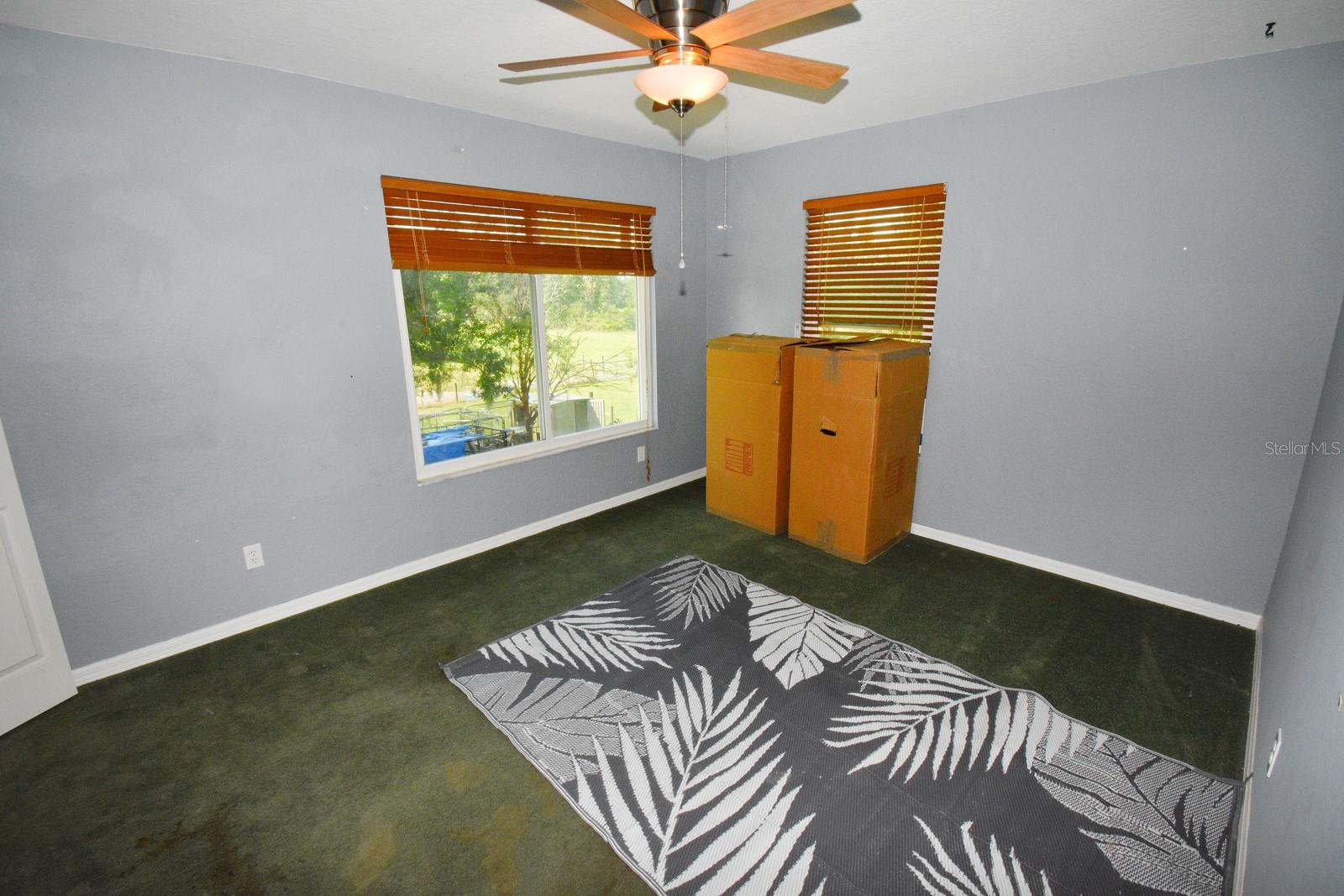 ACREAGE - Residential
