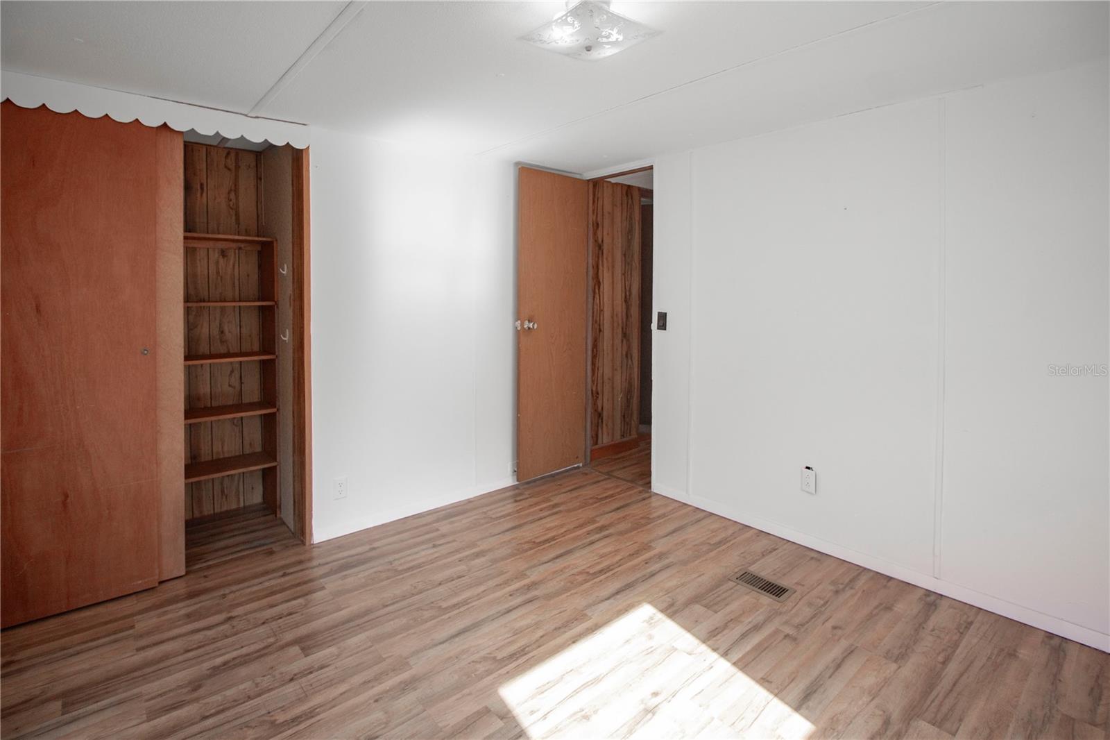 OAKVIEW ACRES - Residential