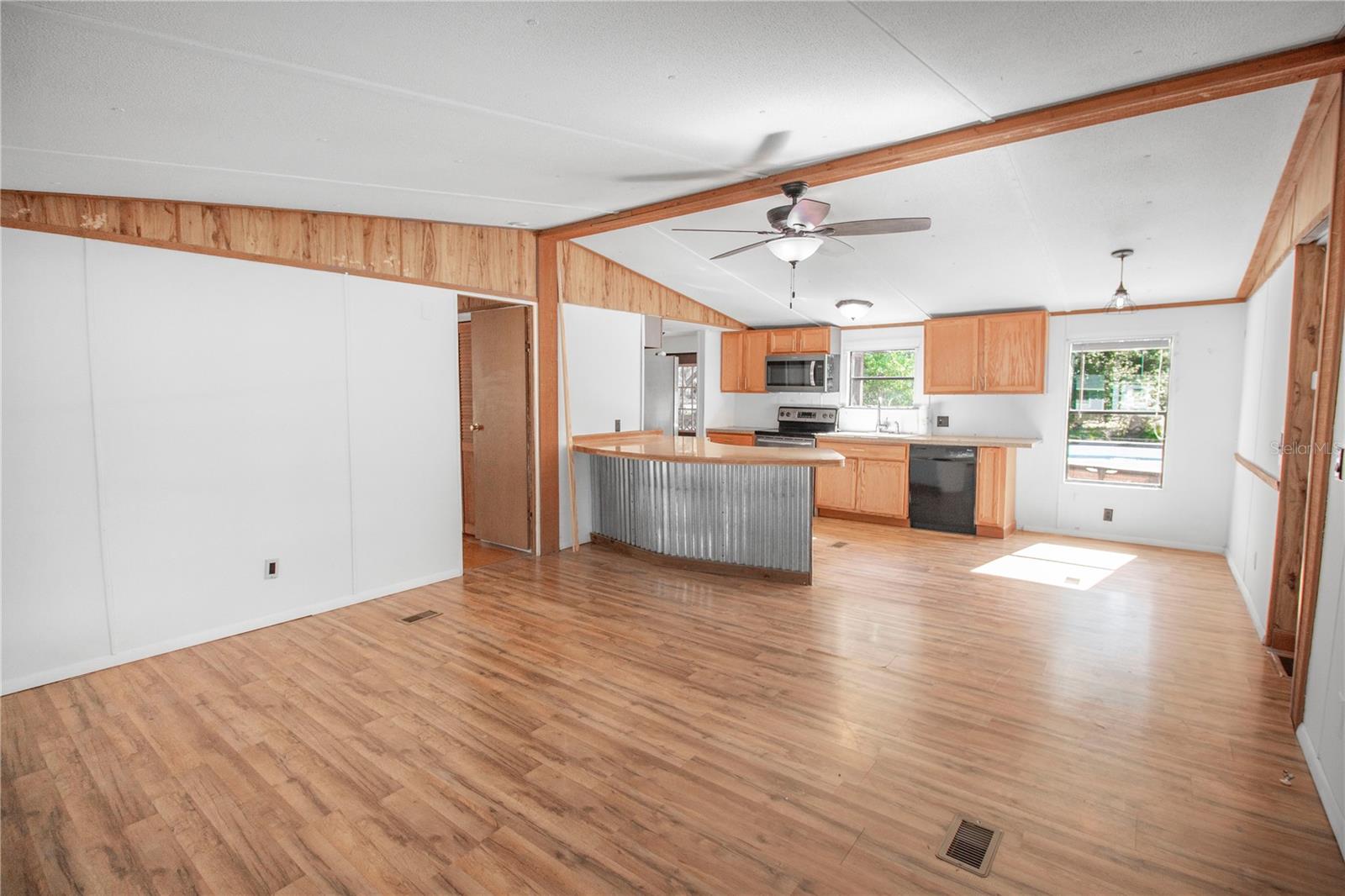 OAKVIEW ACRES - Residential