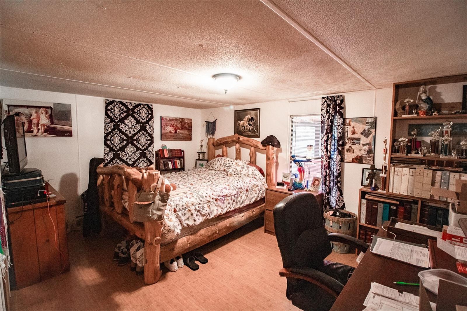 OAKVIEW ACRES - Residential