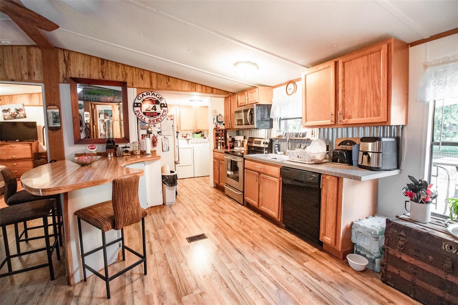 OAKVIEW ACRES - Residential