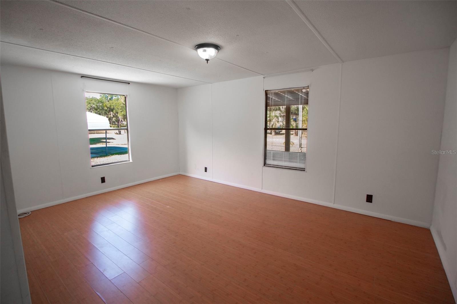 OAKVIEW ACRES - Residential