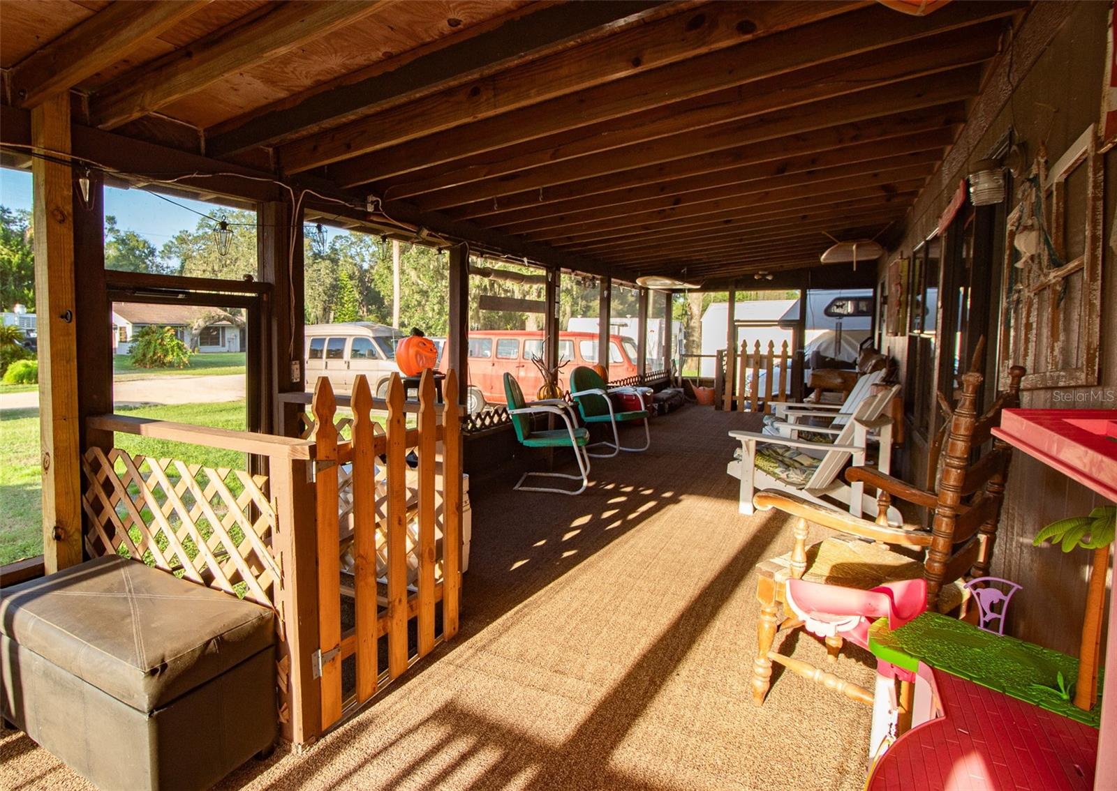OAKVIEW ACRES - Residential