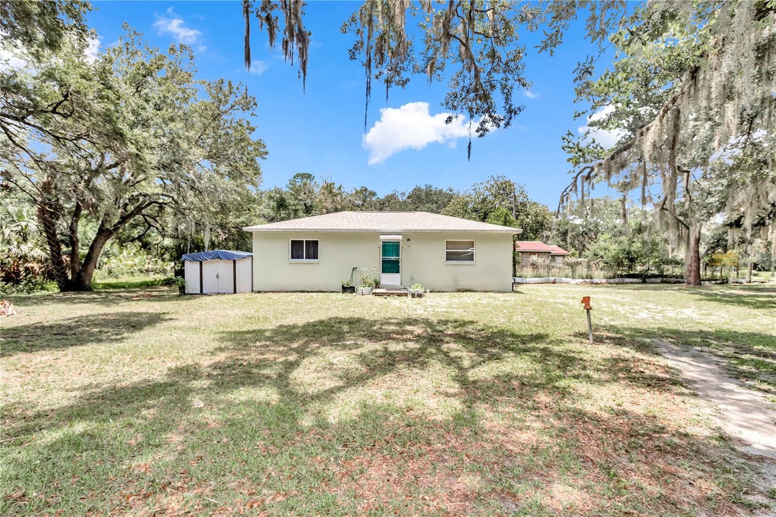 1758 W J WILLIAMS LANE
