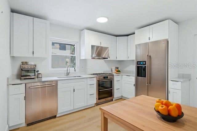 Photo of 1350 15th Street, Sarasota, FL 34236 (MLS # A4697823)