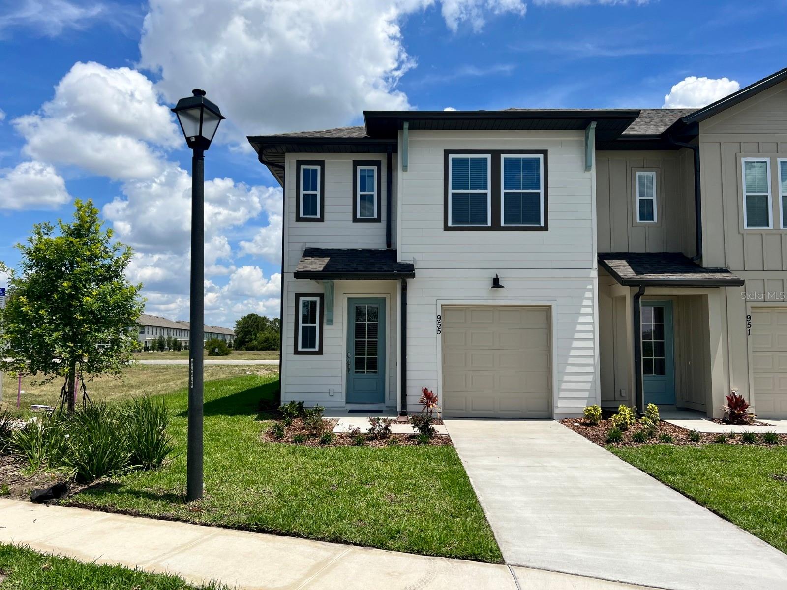 FESTIVAL PH 5 - Residential Lease