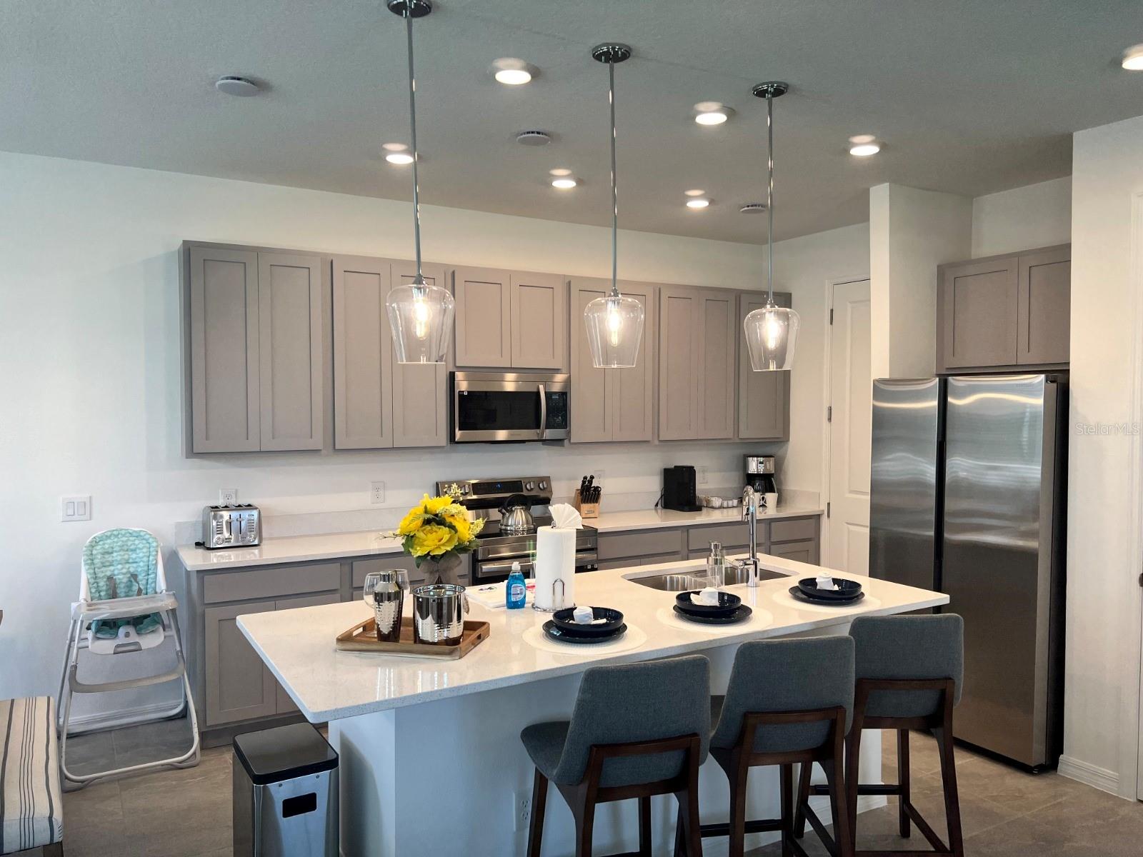 FESTIVAL PH 5 - Residential Lease