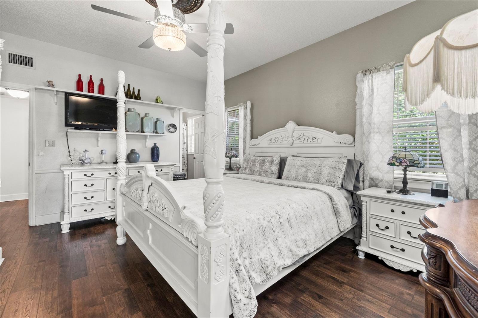 WOLFBRANCH ESTATES - Residential