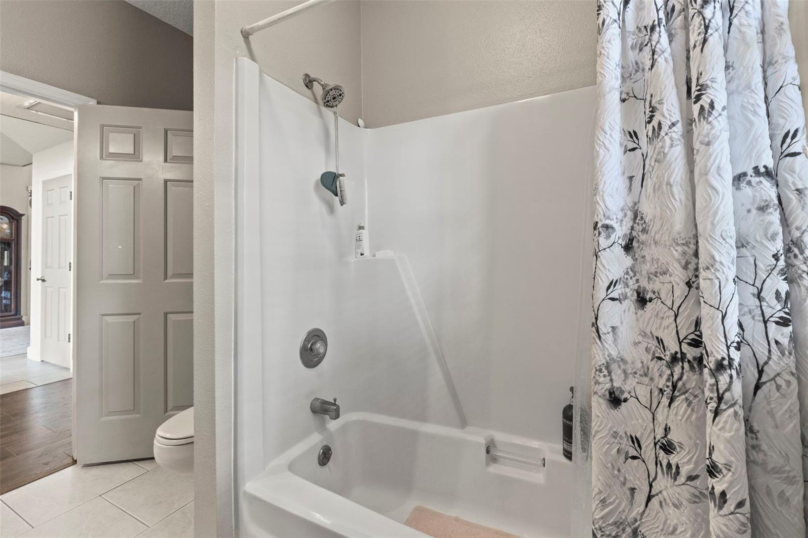 WOLFBRANCH ESTATES - Residential