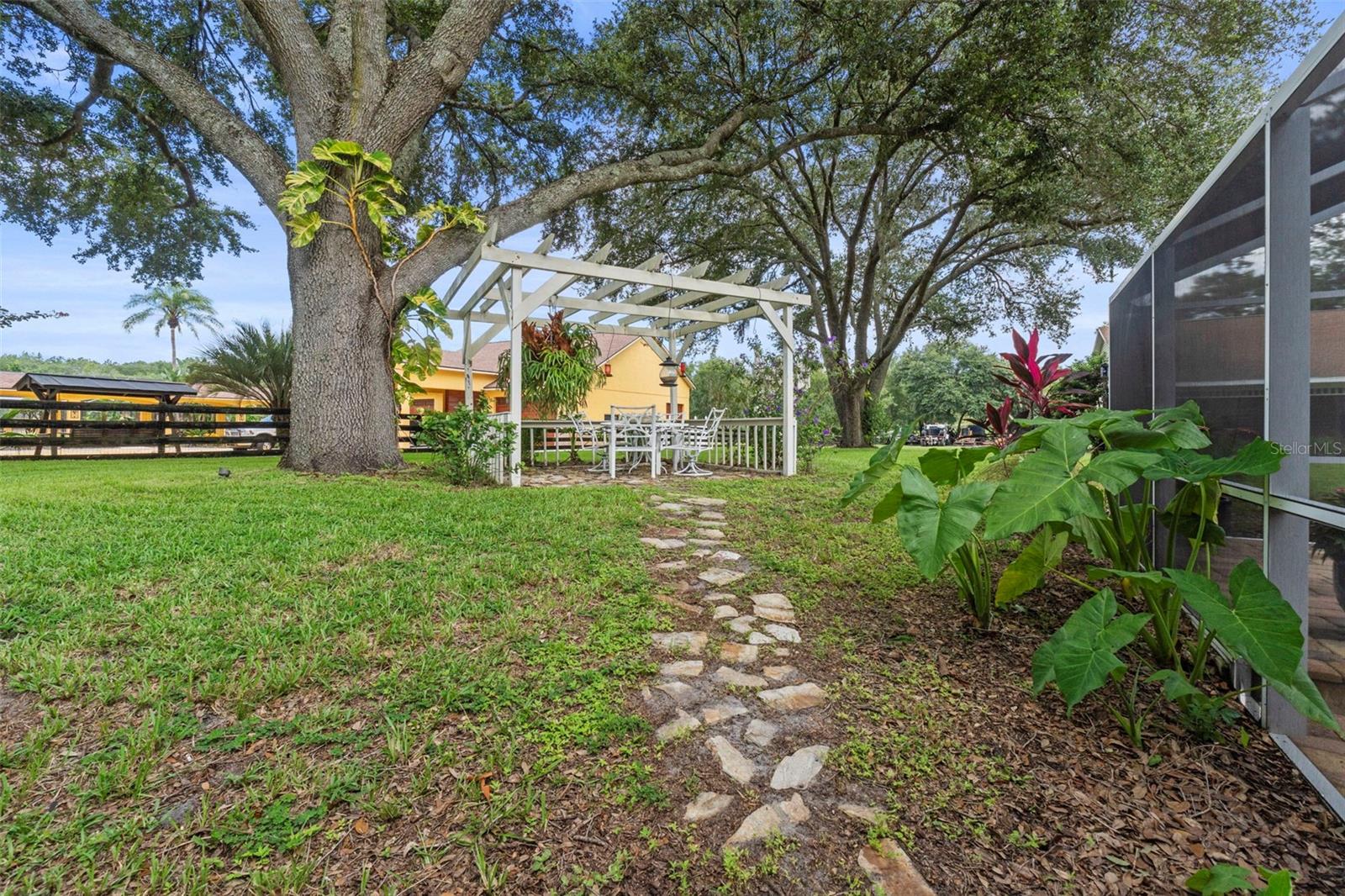 WOLFBRANCH ESTATES - Residential