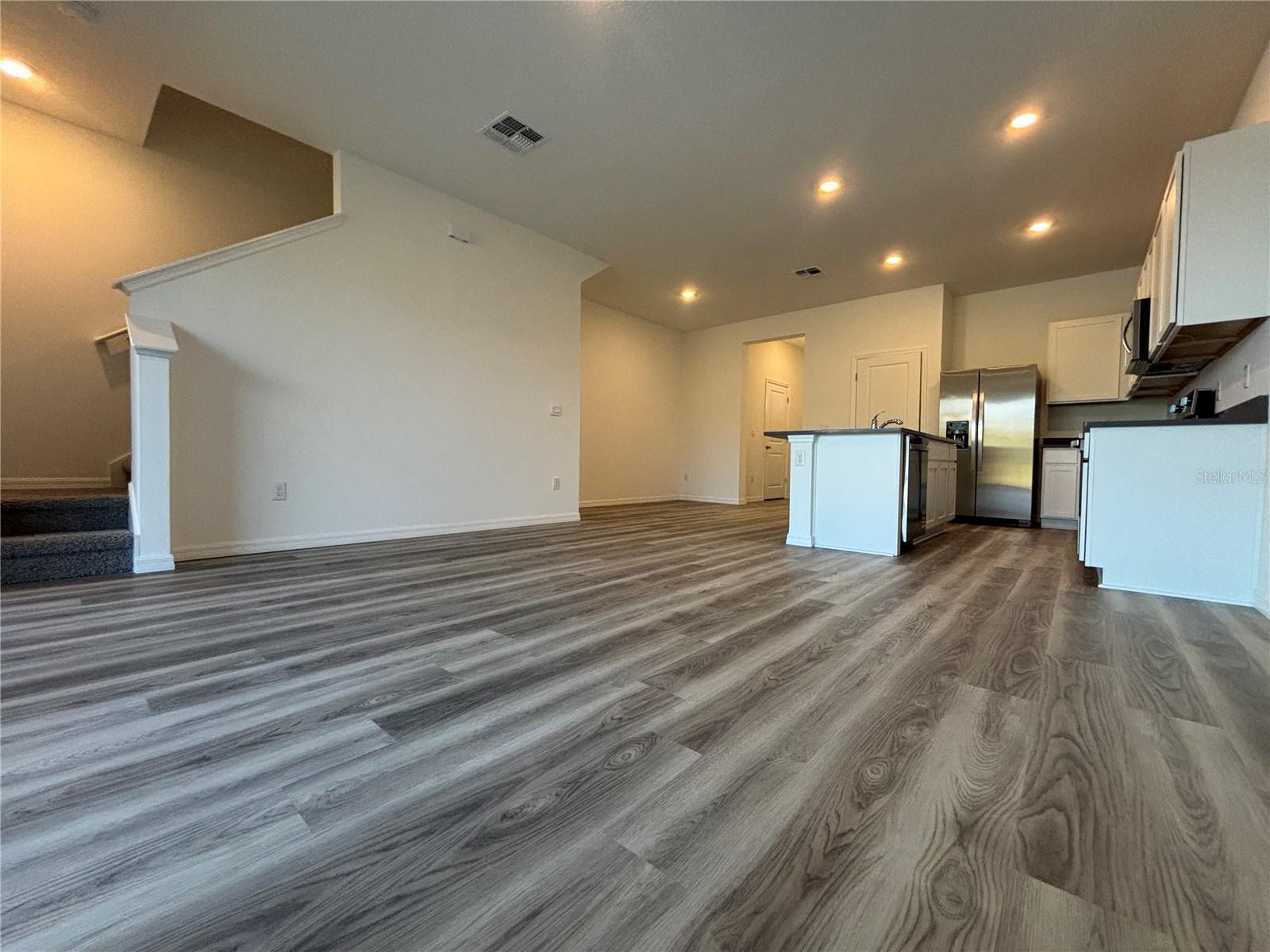 SALEM TOWNHOMES - Residential Lease