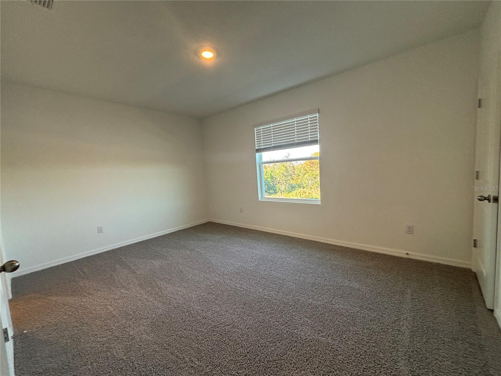 SALEM TOWNHOMES - Residential Lease