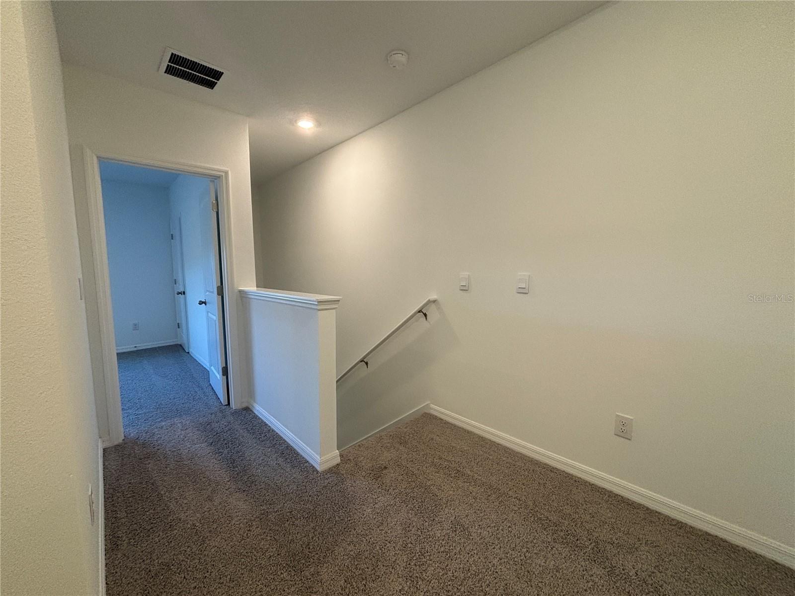 SALEM TOWNHOMES - Residential Lease