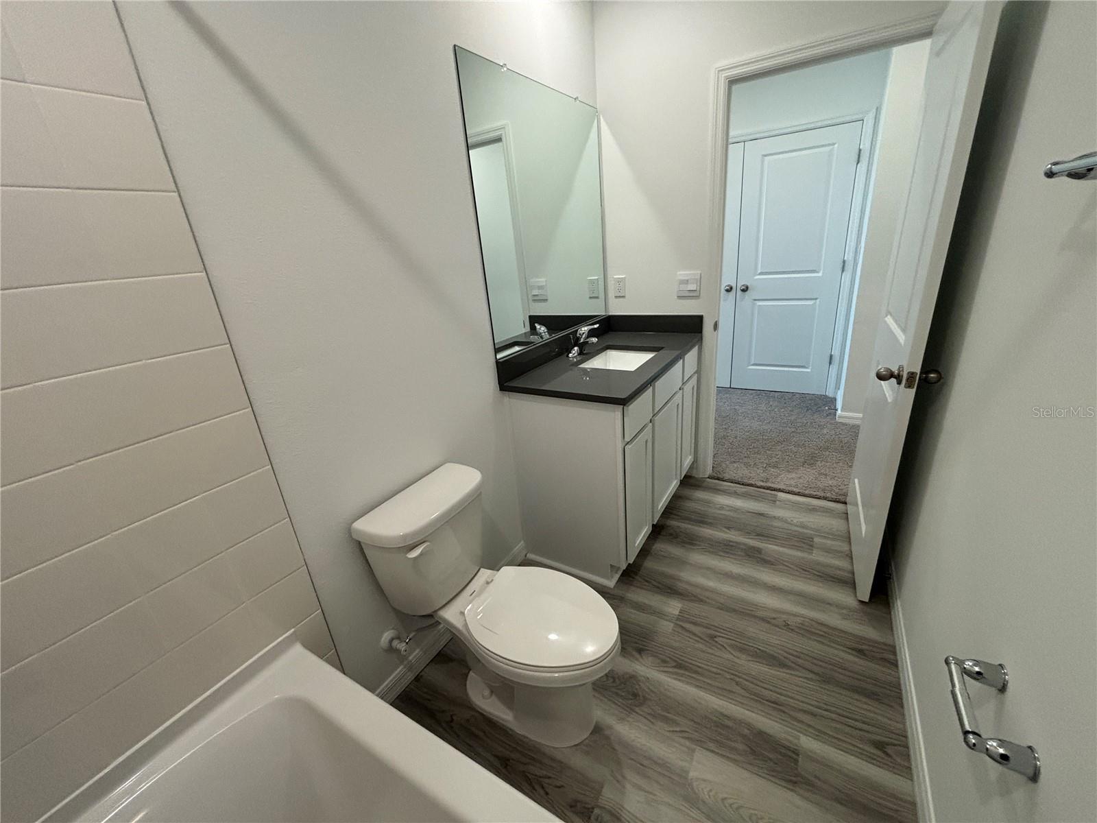 SALEM TOWNHOMES - Residential Lease