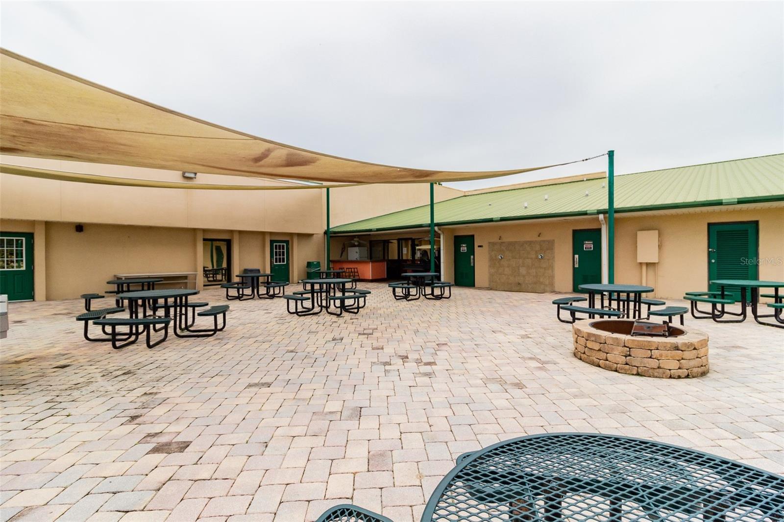 ELITE RESORTS/CITRUS VLY CONDO - Land