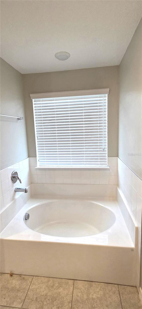 CALABAY XING - Residential