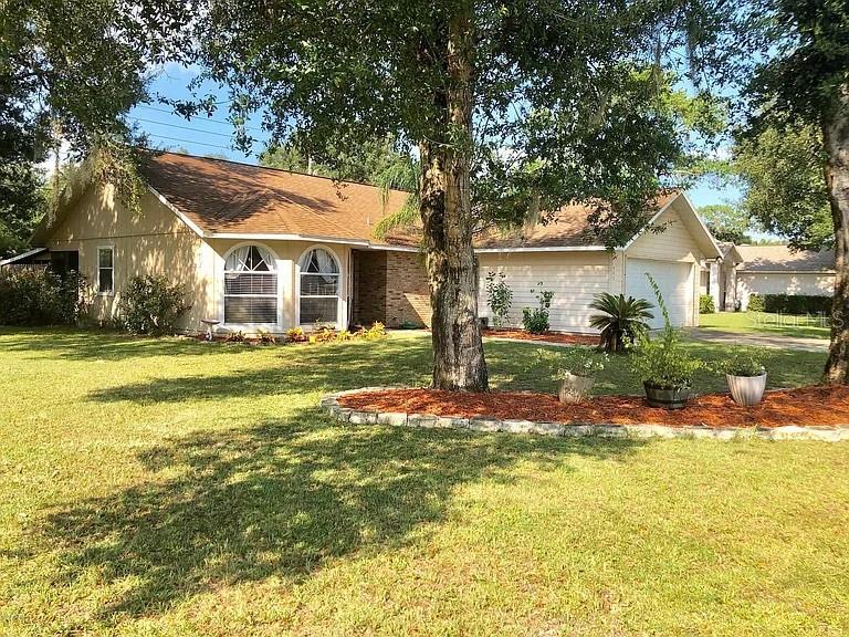 Photo of 440 Berwick Circle, Deland, FL 32724 (MLS # V4951257)
