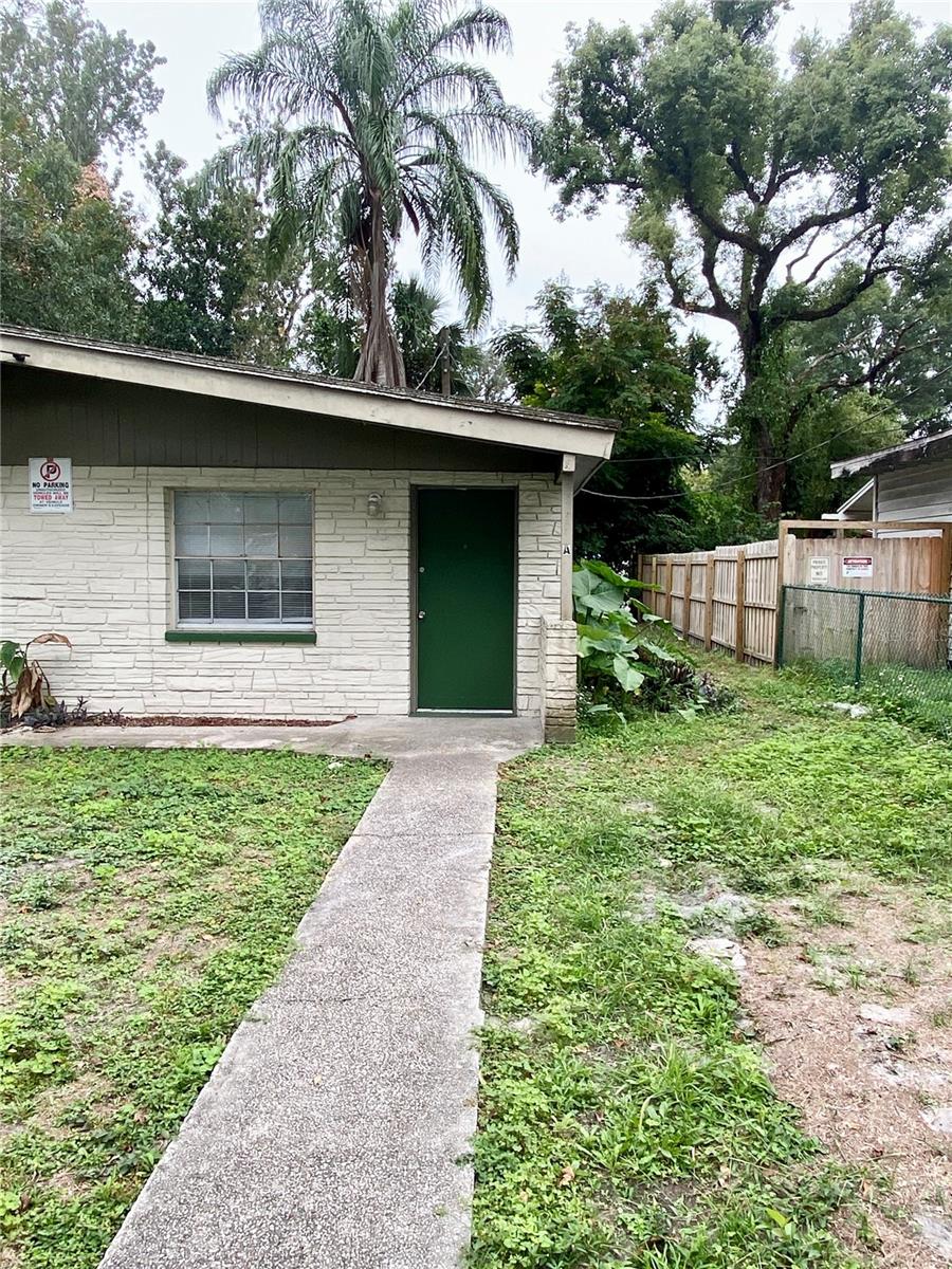 1/2 duplex features 1 bedroom/1 bathroom and large living room/kitchen space. Updated flooring, paint and appliances. Expanded kitchen and walk in closet in oversized bedroom. Mini splits in bedroom and living area keep the perfect temperature. Enough back yard for playing, entertaining or just relaxing. Parking just outside. Close to I-275 and easy commute to I-4, I-75 and downtown. Enjoy Adventure Island, Busch Gardens and access to local restaurants, shopping and hospitals.