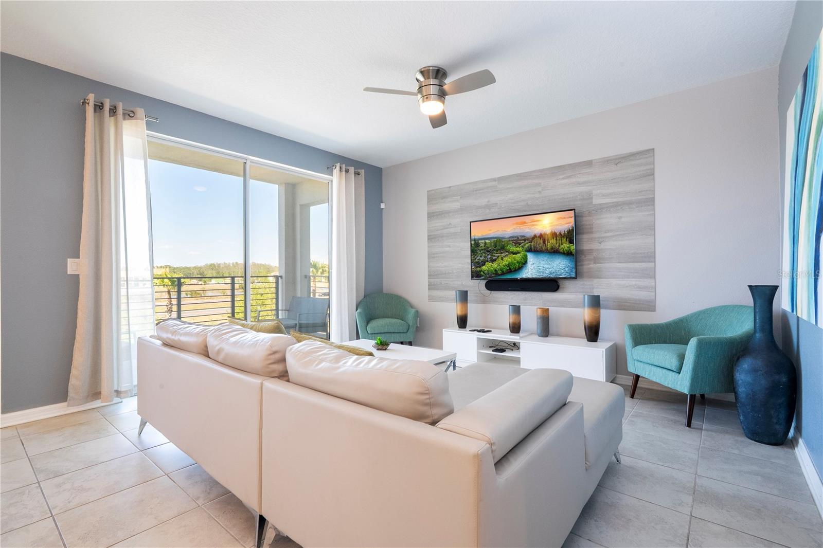 THE TERRACES AT STOREY LAKE CONDO 1 PH 2 - Residential