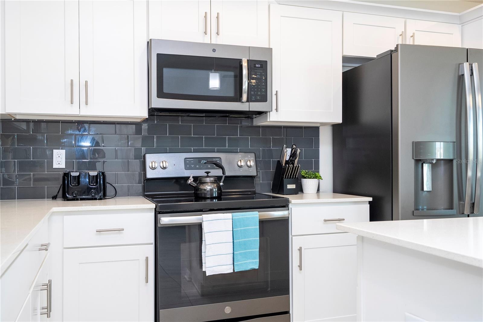 THE TERRACES AT STOREY LAKE CONDO 1 PH 2 - Residential