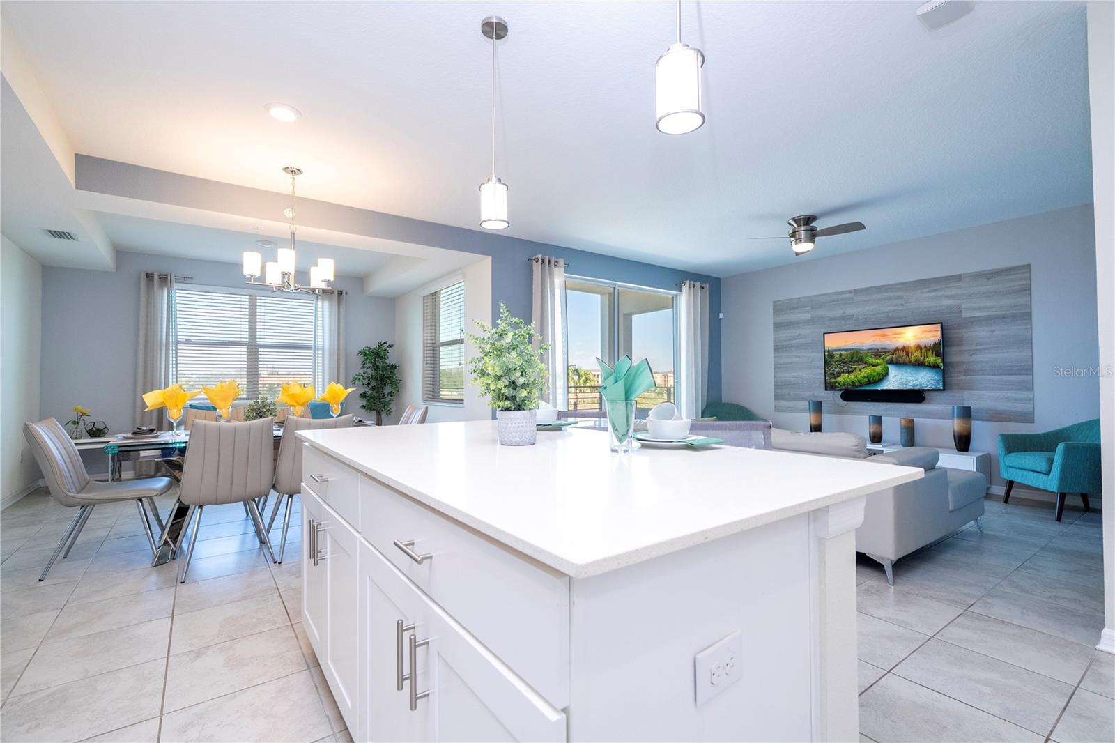 THE TERRACES AT STOREY LAKE CONDO 1 PH 2 - Residential