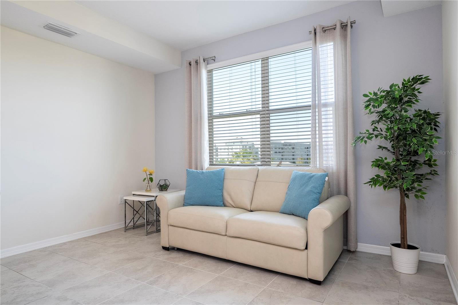 THE TERRACES AT STOREY LAKE CONDO 1 PH 2 - Residential