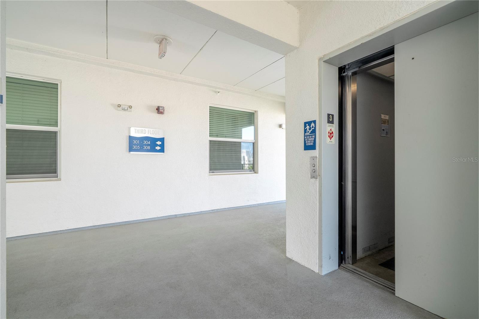 THE TERRACES AT STOREY LAKE CONDO 1 PH 2 - Residential