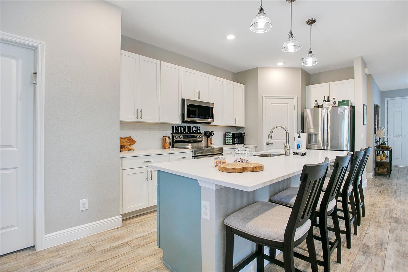 HAMPTON OAKS - Residential